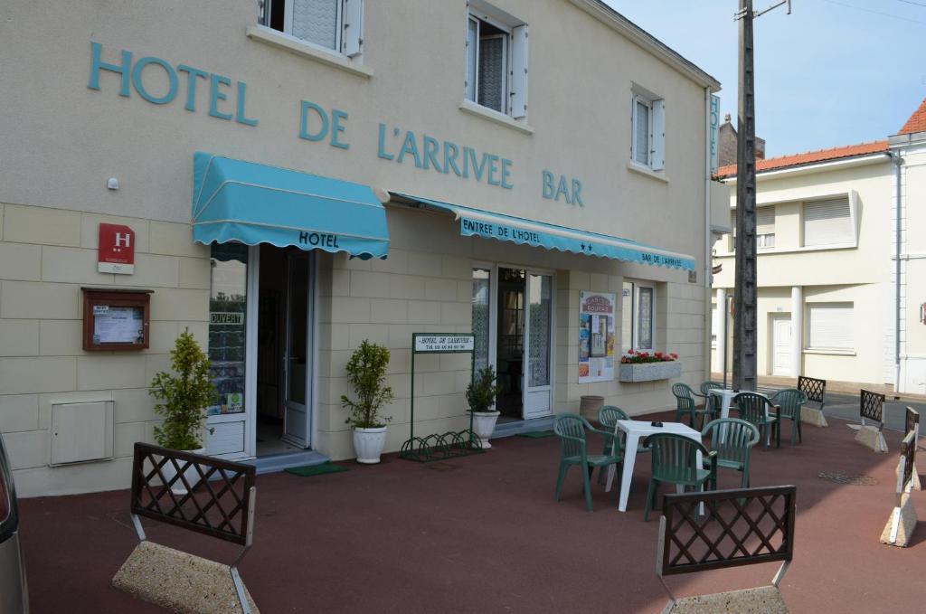 Hotel De L'Arrivee Fouras Bagian luar foto